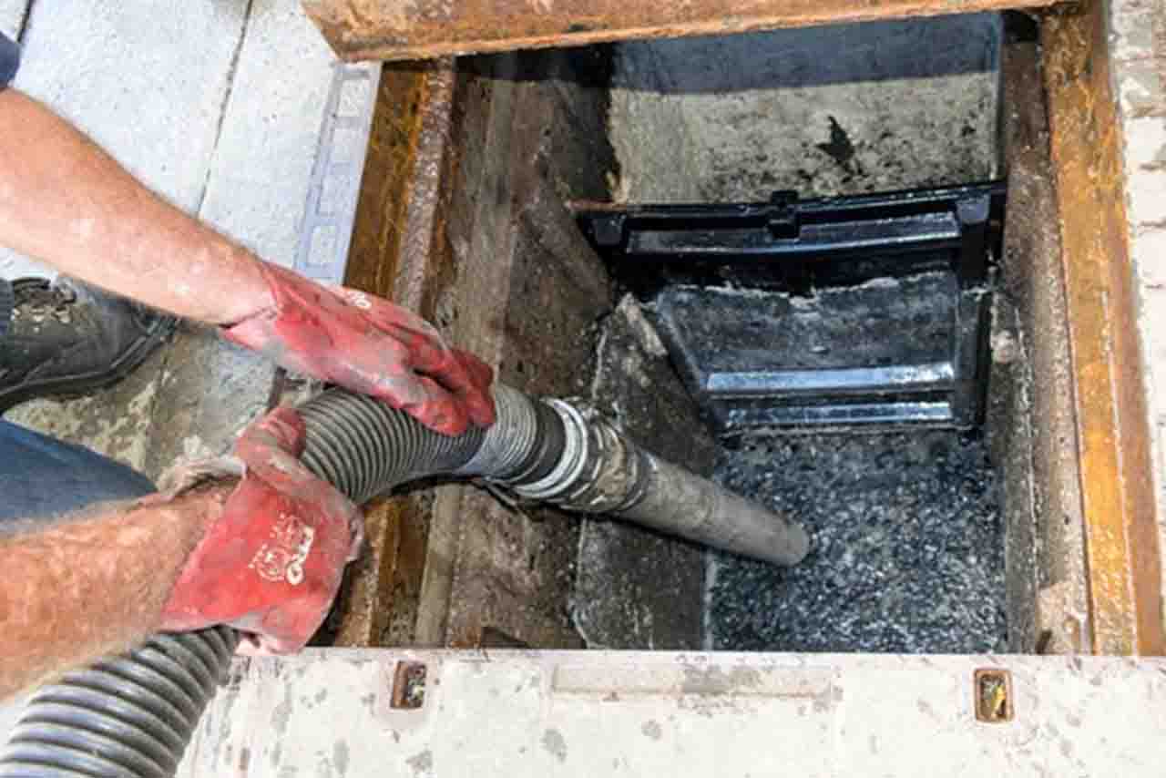 Limpeza de Caixa de Gordura
